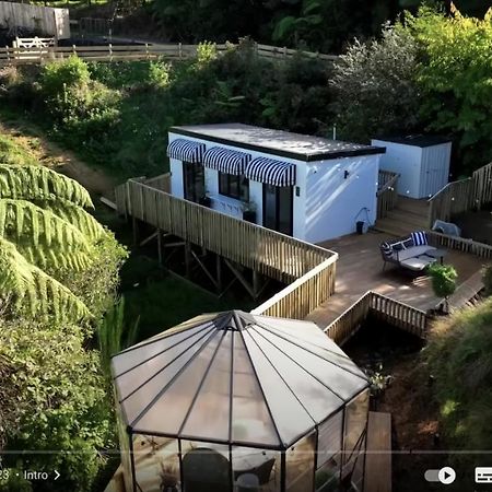 Tiny House With Greenhouse Dining ロワー・ハット エクステリア 写真