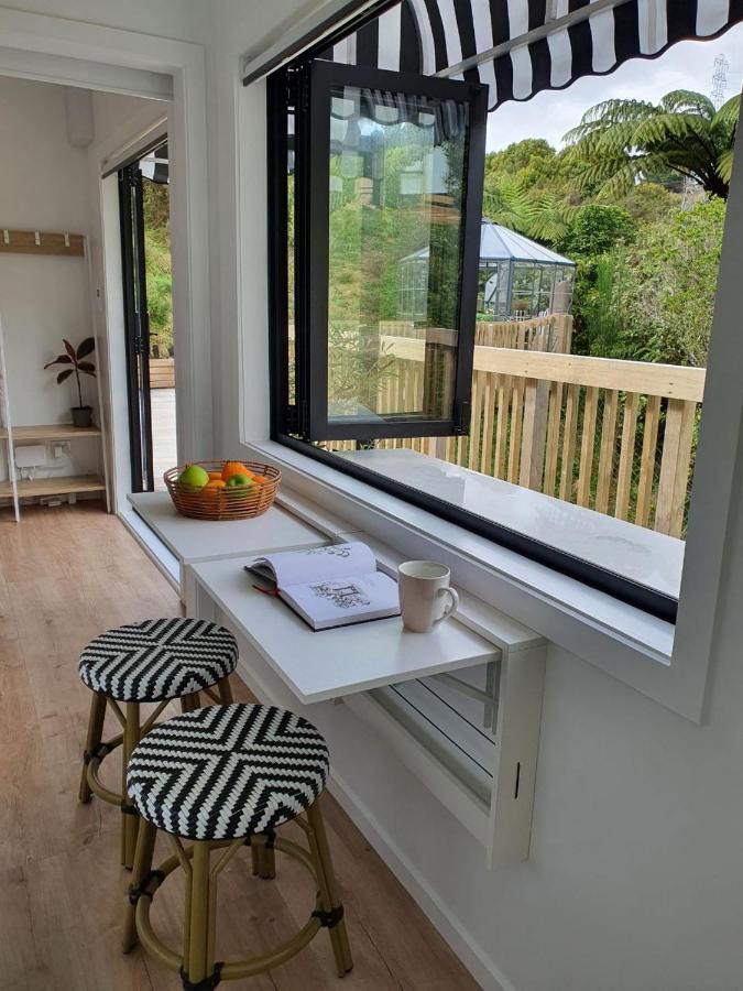 Tiny House With Greenhouse Dining ロワー・ハット エクステリア 写真