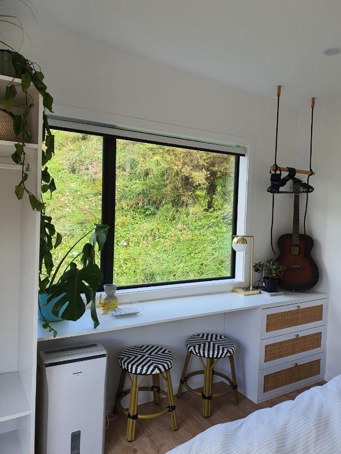 Tiny House With Greenhouse Dining ロワー・ハット エクステリア 写真